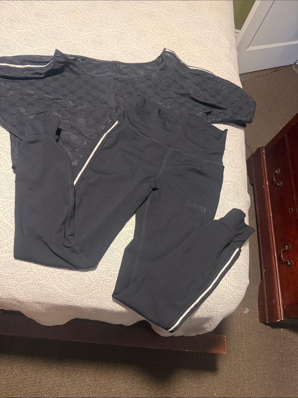 Zumba Fitness Black Active Leggings and Mesh Top